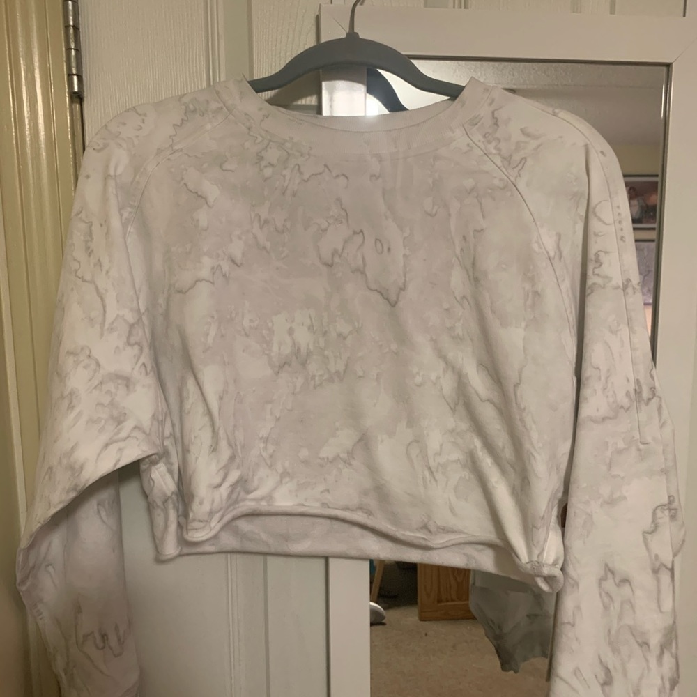 Lululemon Cropped Sweatshirt
